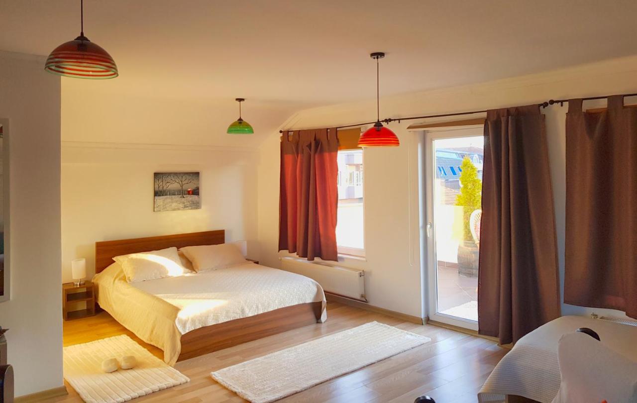 Hotel Kika Pristina Eksteriør bilde